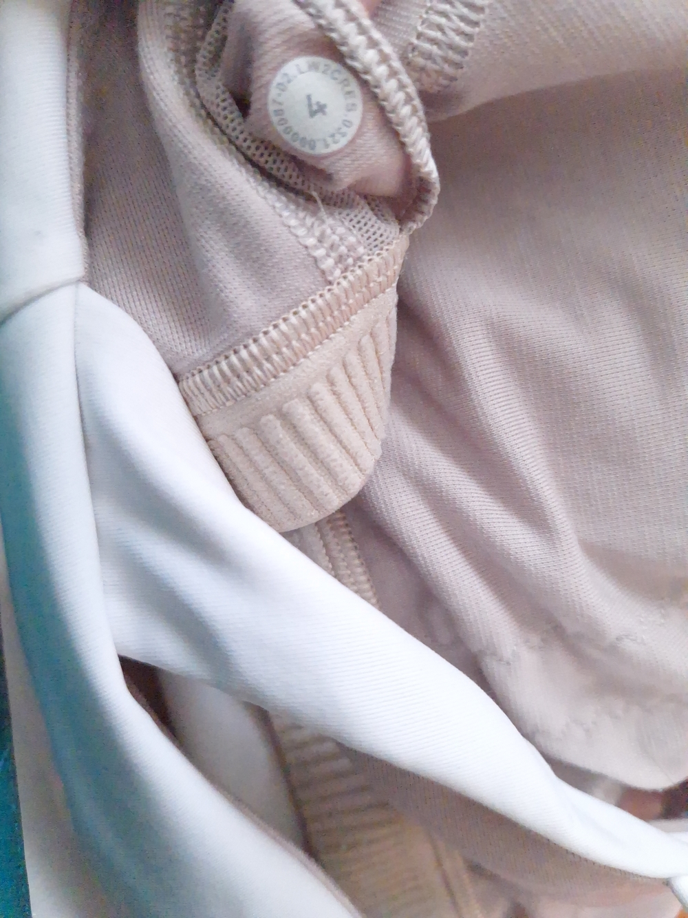 Lululemon Strong Lines White Strappy High Neck Bra Medium Support Size 4 - Picture 7 of 7